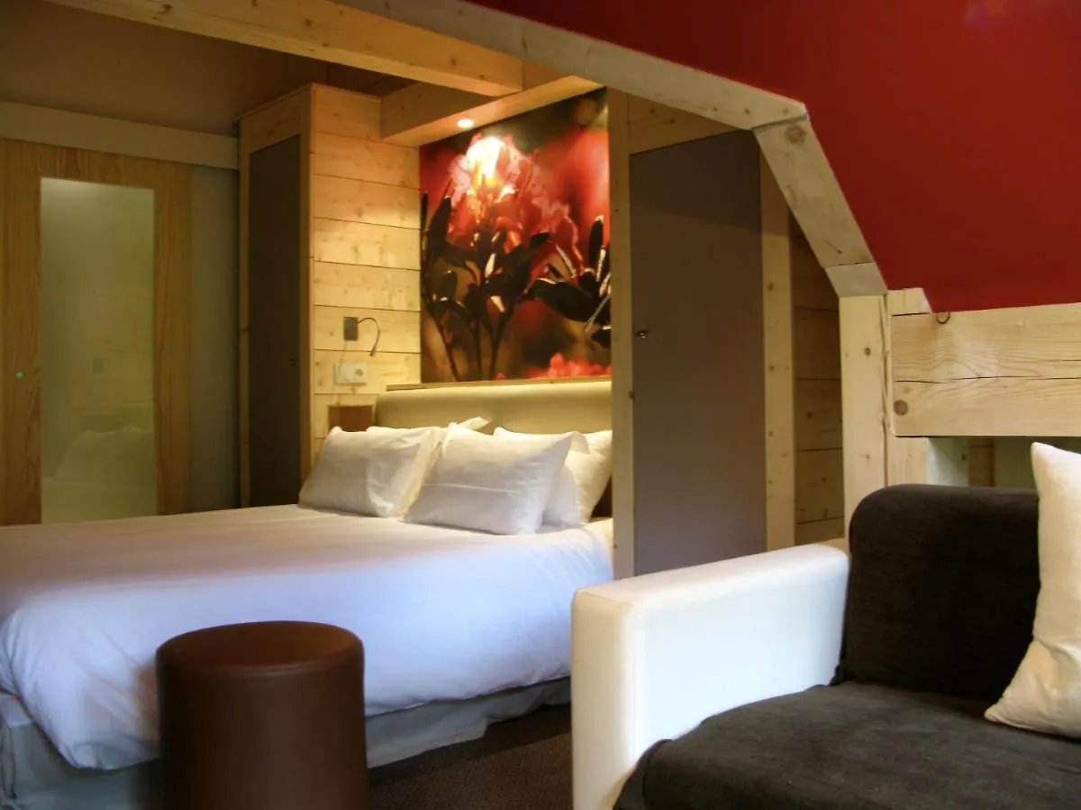 Hotel Les Roches 1500 à Mieussy 3*,
