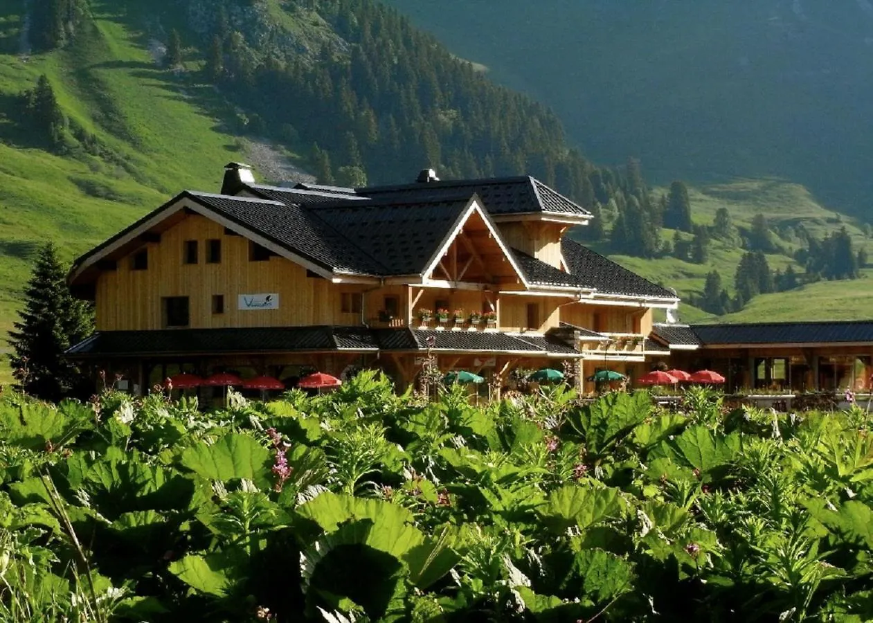 Hotel Les Roches 1500 à Mieussy
