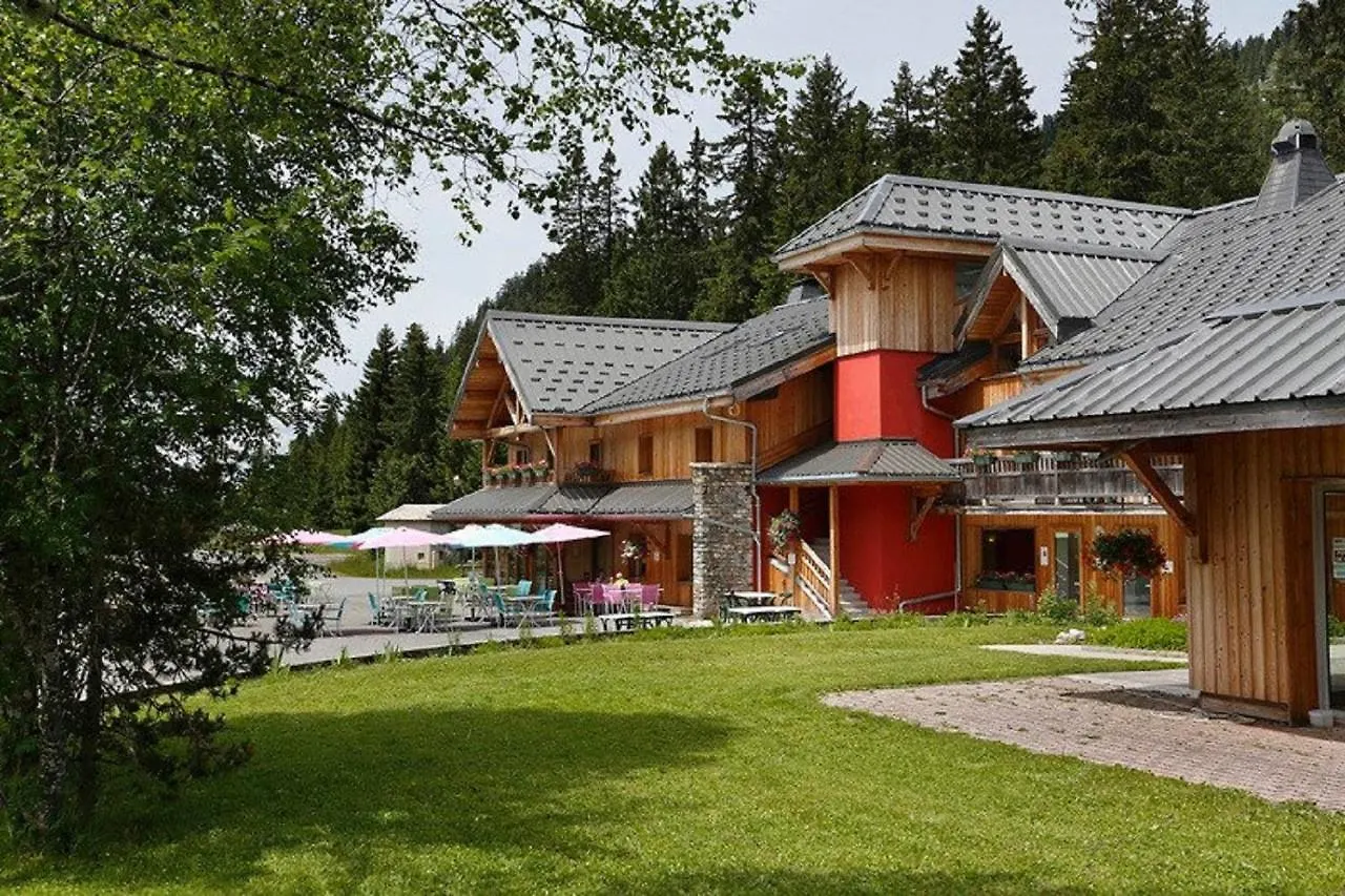 ***  Hotel Les Roches 1500 à Mieussy France